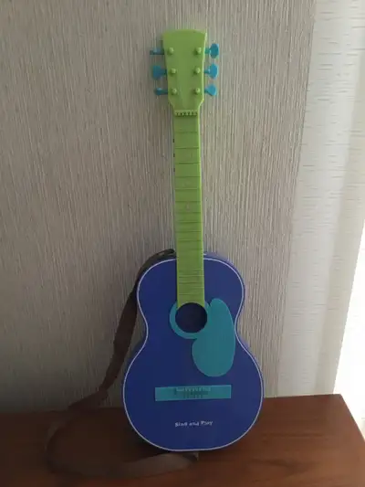 Sing and play kids guitar, View more