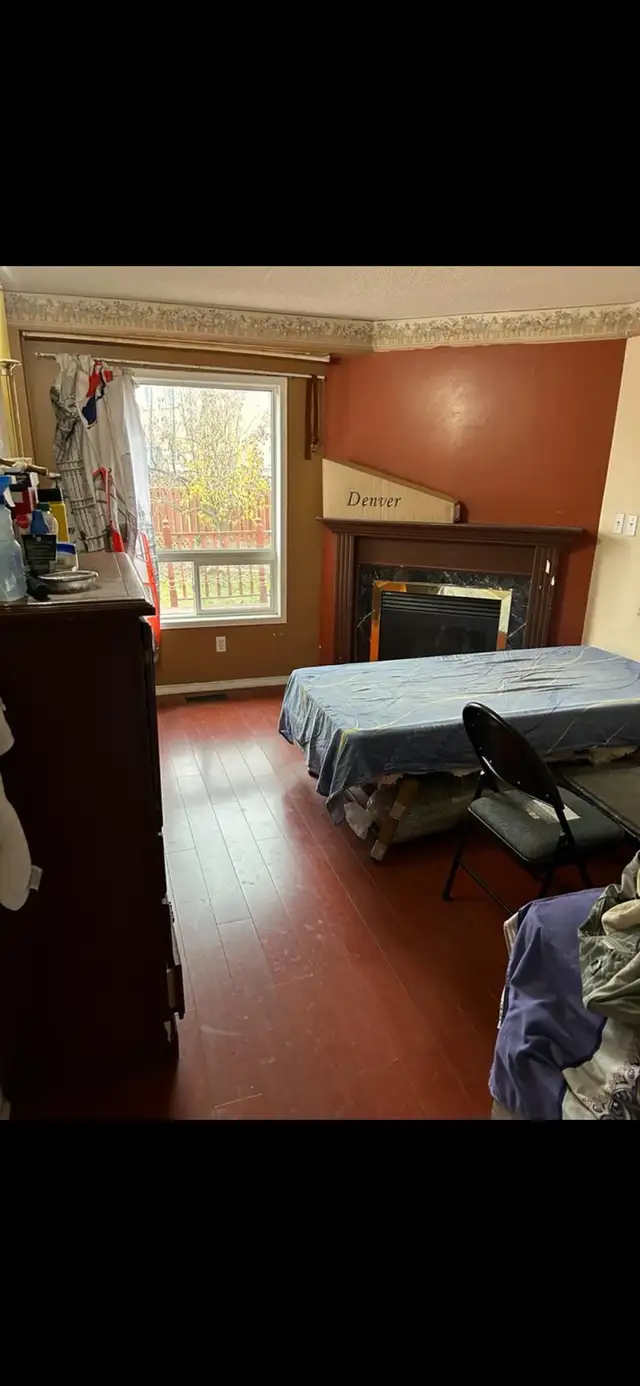 Rooms for rent Brampton