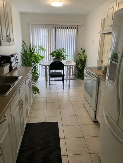 Fully furnished bedroom ready to move in Nov 1/2026 located in Scarborough in a quiet neighborhood -...