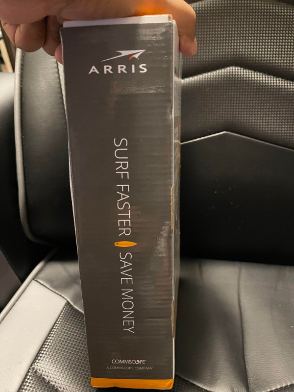 ARRIS SURFBOARD SBG10 in General Electronics in City of Toronto - Image 3