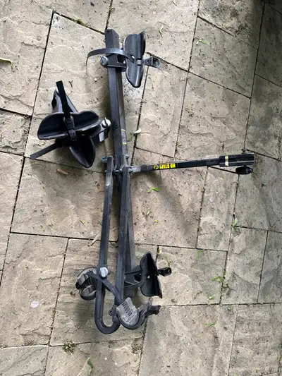 Saris Freedom Bike Rack for 2 Bikes - 1-1/4" and 2" Hitches used. Works great. Will not fit fatbikes...