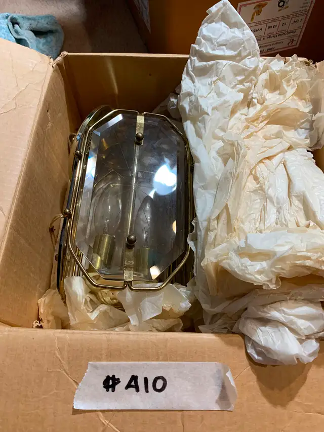 Ceiling light62863262478978121