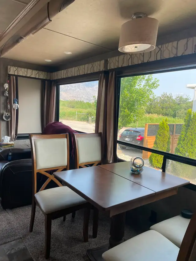 Turnkey Okanagan Retreat- Site #1–Vintners on the Creek RV Park in Park Models in Penticton - Image 7