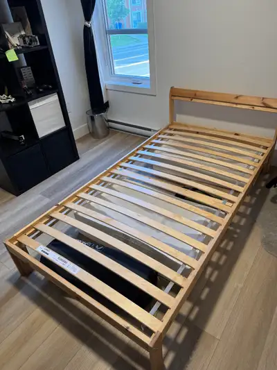 Lit simple avec matelas, View more