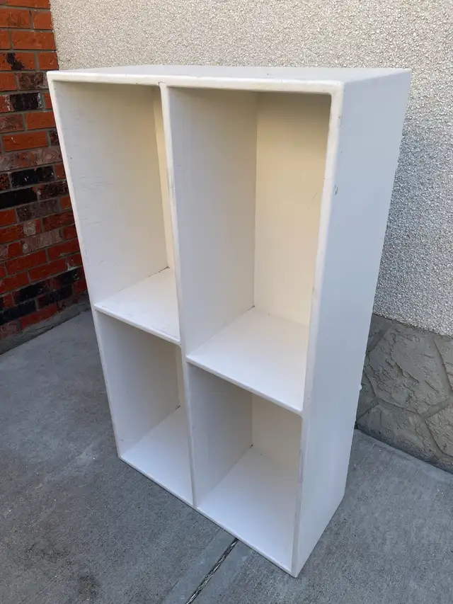 Shelving Unit (Wall Mounted) in Bookcases & Shelving Units in Edmonton - Image 5