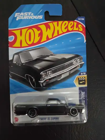 These two Hot Wheels die-cast vehicles are in brand new condition, still sealed in their original fa...