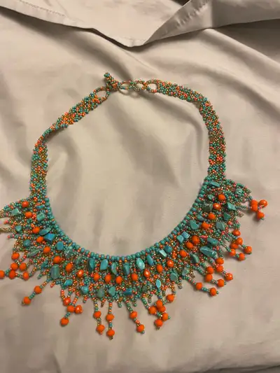 collier artisanal, View more