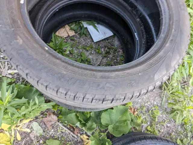 2 x 235/50r18 Pirelli Scorpion Verde All season m+s rated tires  in Tires & Rims in Hamilton - Image 6