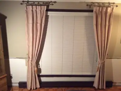 RIDEAUX À PLIS FRANÇAIS, View more