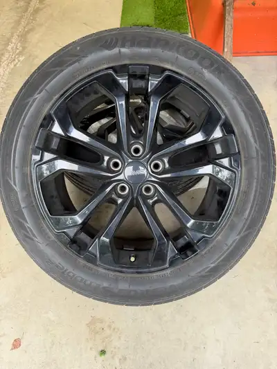 Set of 4 19” Gloss Black Aluminum rims from a 2019 GMC Terrain SLE (with black wheel center caps) Ha...