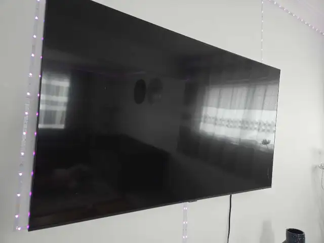 samsung smart tv in TVs in City of Toronto - Image 3