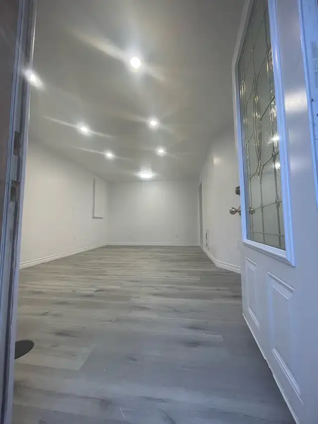 4 ½ Rénové à louer   / 4 ½ Renovated for rent