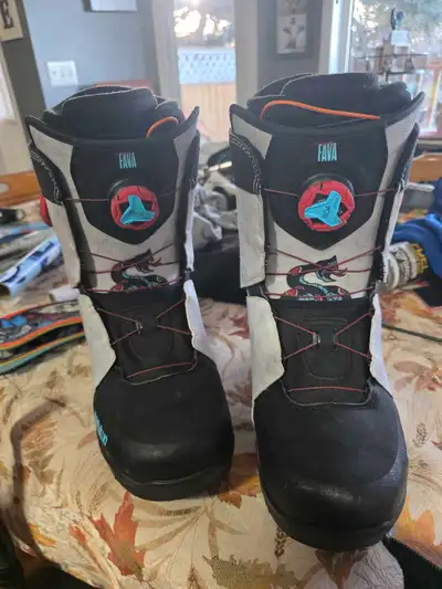 snowboard boots, View more