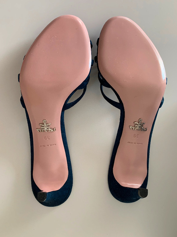 Brand new Prada sandals size9 in Women's - Shoes in City of Toronto - Image 4