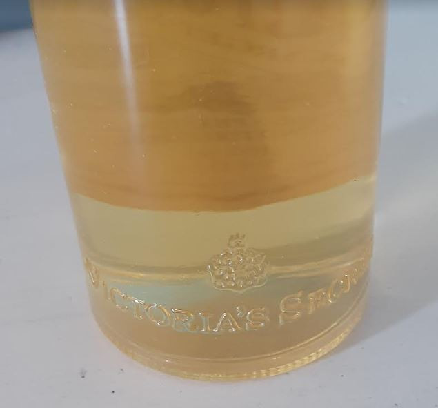 Victoria's Secret Forget-Me-Not Bath Oil - 100ml - RARE in Arts & Collectibles in Markham / York Region - Image 4