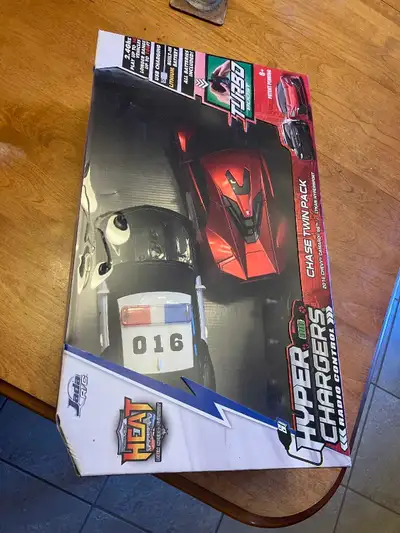 Autos téléguidées/Remote control cars, View more