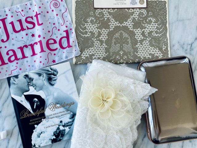 Gift $30 for all Wedding Bundle in Other in City of Toronto