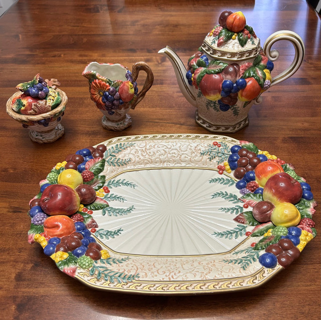 Dinnerware “Fitz & Floyd China Classics” in Kitchen & Dining Wares in Kingston - Image 3