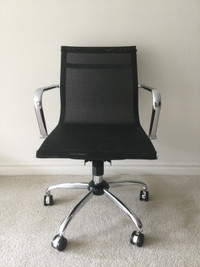 Modern Low Back Black Mesh Office Chair