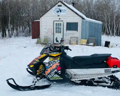 2011 ski doo mxz 550 Selling our 550 fan mxz. 6300 miles approx. rebuilt top end at 5600 miles. New...