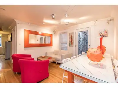 Downtown 2 Bedroom Apartment - September 1st!