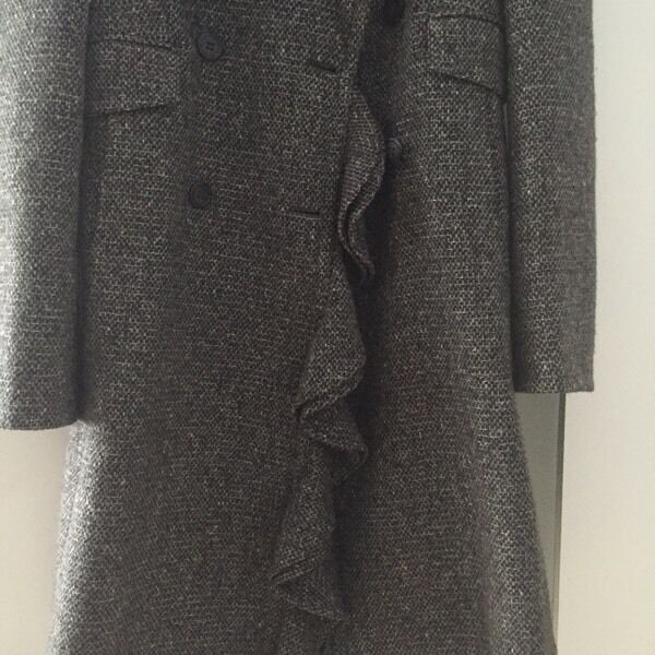 Juicy couture wool coat size S / 4 dans Femmes - Hauts et vêtements d'extérieur  à Laval/Rive Nord - Image 2