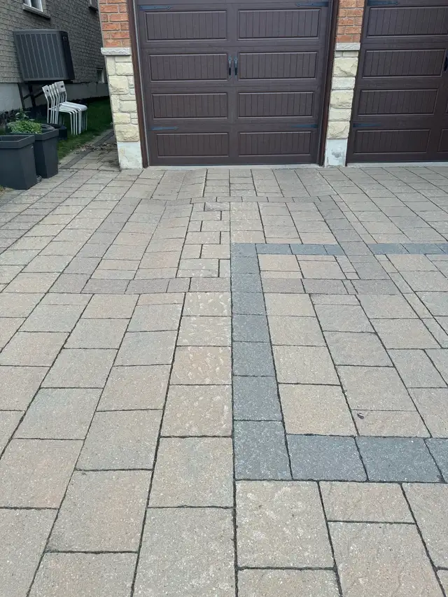 Interlock Repair in Interlock, Paving & Driveways in Oakville / Halton Region - Image 6