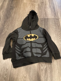 H&M Batman hoodie (5T)