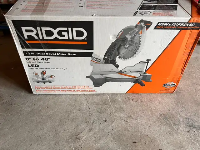 Mitre saw RIDGID new box in Power Tools in Markham / York Region - Image 3
