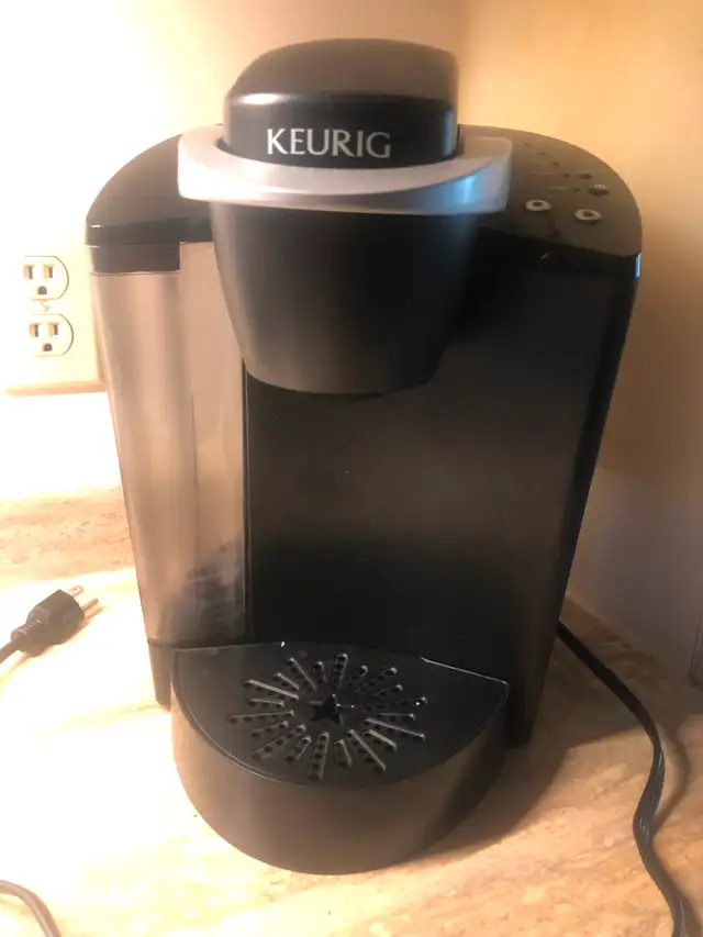Keurig Coffee maker in Coffee Makers in Cornwall - Image 2