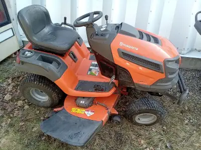 Excellent machine. Only used for 3 summers.