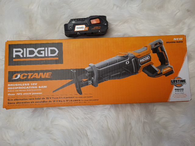 Ridgid Recipocating Saw with a battery in Power Tools in City of Toronto