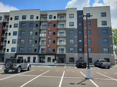 South Windsor 2 Bedroom 2 Bath Condo