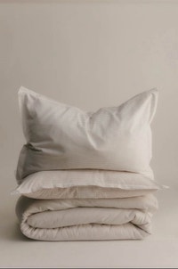 KOTN Egyptian Cotton 400-TC Duvet Cover and Sham Set in City of Toronto Toronto (GTA) Preview