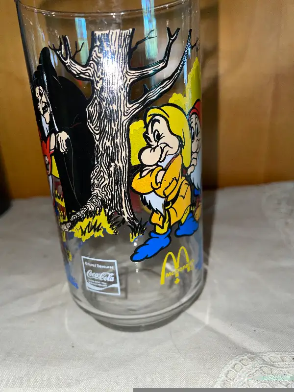 McDonald's Coca Cola Walt Disney Snow White & The  Seven Dwarfs in Arts & Collectibles in Mississauga / Peel Region - Image 4
