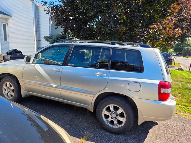 Toyota Highlander 2007 – 196 536 km - Accidenté- vendu tel quel — photo 5