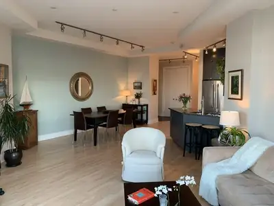 The Gardens is a condo community located at the heart of downtown Ottawa. Built in 2004/2005 by awar...