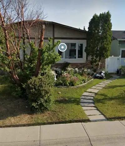 Big,Bight and clean 1 Bed suite Basement @whitehorn C-train stat