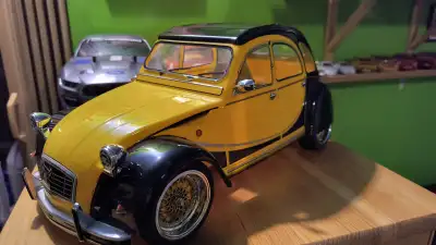 Citroen 2CV Charleston by Tamiya, body only, 1/10 scale, M chassis, 239mm "Long" (L) wheelbase setti...