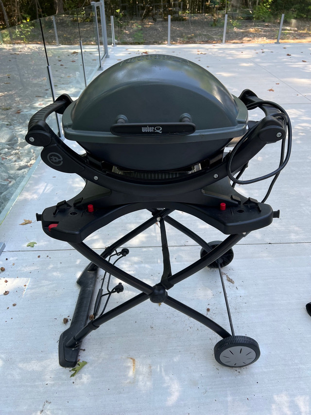 Weber Electric Bbq For Sale in BBQs & Outdoor Cooking in North Bay - Image 2