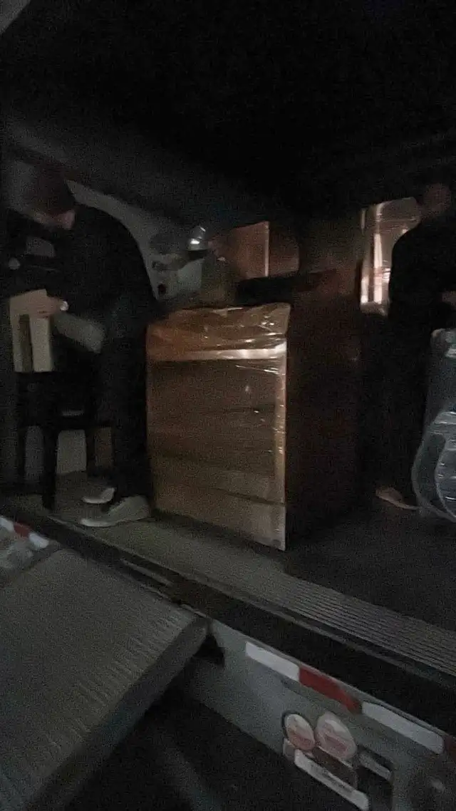 Moving, Store Pickups & Junk Removal586457761175971846
