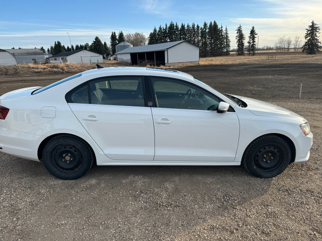 2017 Volkswagen Jetta 1.4 TSI Wolfsburg edition  in Cars & Trucks in Edmonton - Image 3