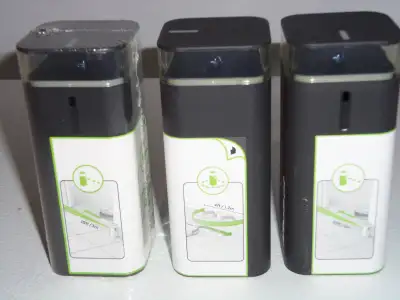 Dual Mode Virtual Wall Barriers. Gives you greater control over where your robot cleans. Used, but w...