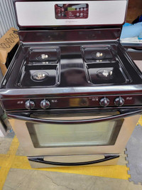 *Excellent Condition * LG Gas Stove