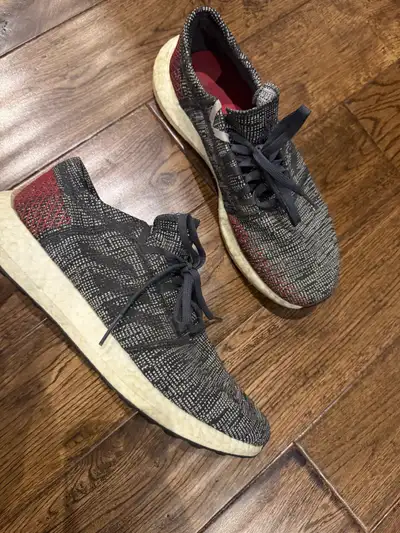 - **great condition** - size 10.5 - super comfortable - message for inquires - located at dufferin a...