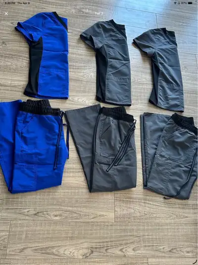 nursing scrubs - XS , View more