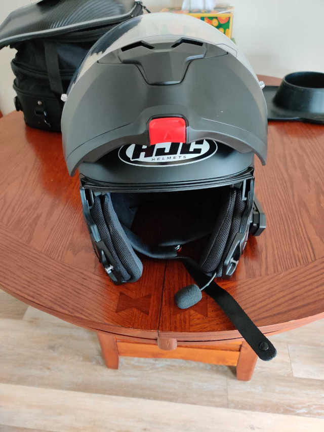 Motorcycle Helmet with Bluetooth intercom in Other in Calgary - Image 2