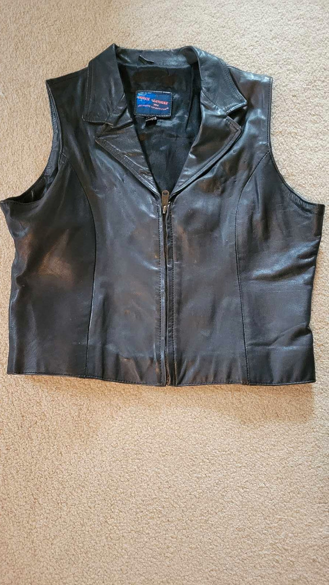 Women's Leather Vest (xl)  in Women's - Tops & Outerwear in Kawartha Lakes