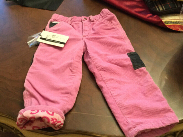 Baby DOLCE GABBANA  Corduroy jeans dans Bain, table à langer  à Ville de Montréal