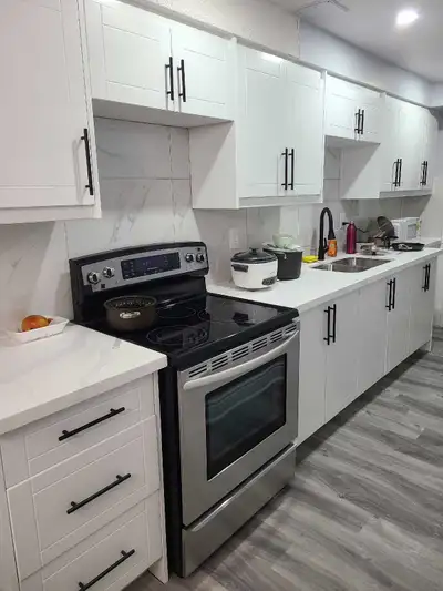 BEAUTIFUL MODERN room for rent!!
